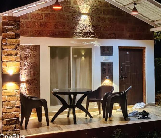 Riverstone Riverfront Stay Gokarna  Kamer foto