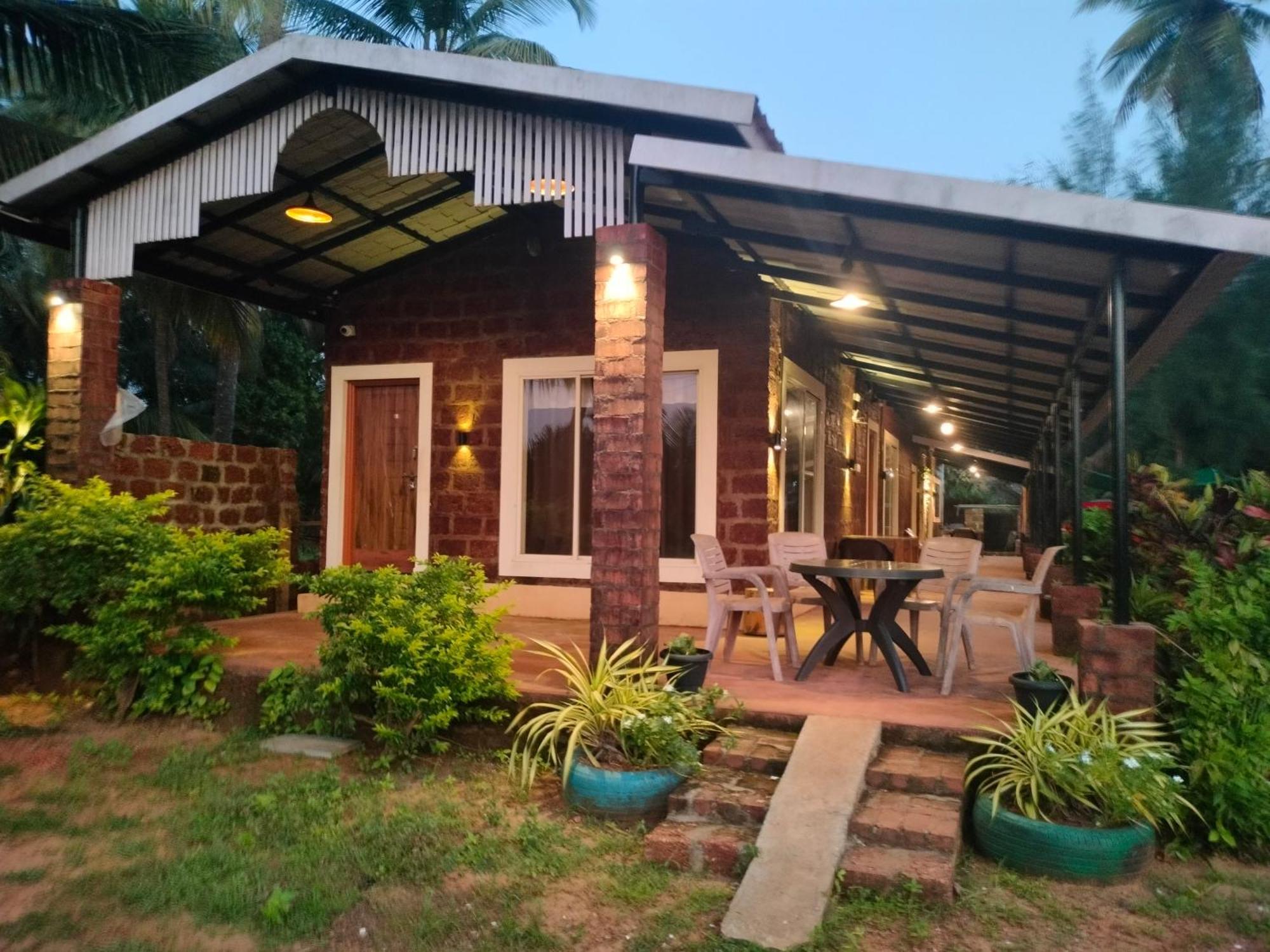 Riverstone Riverfront Stay Gokarna  Kamer foto