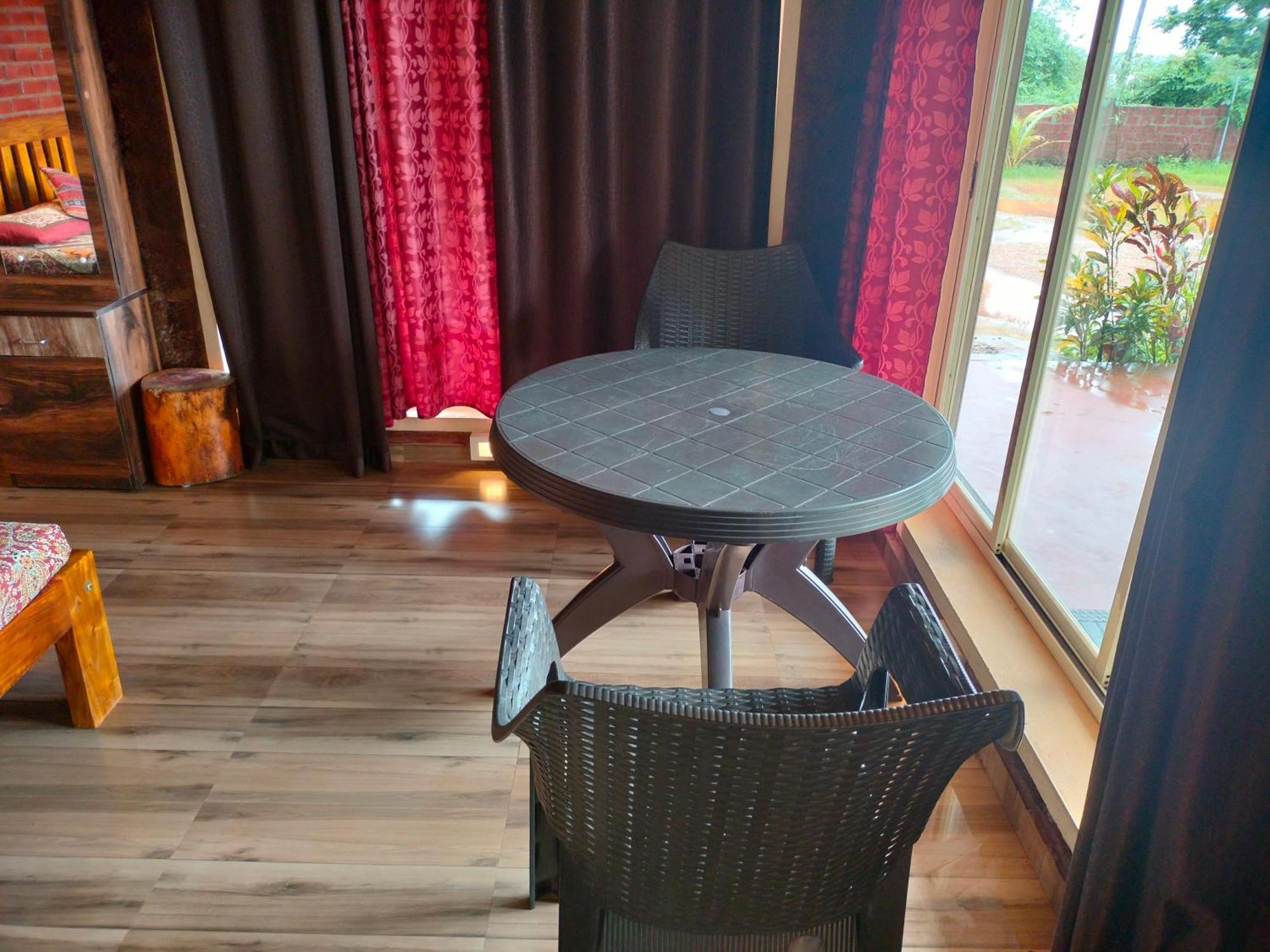 Riverstone Riverfront Stay Gokarna  Buitenkant foto