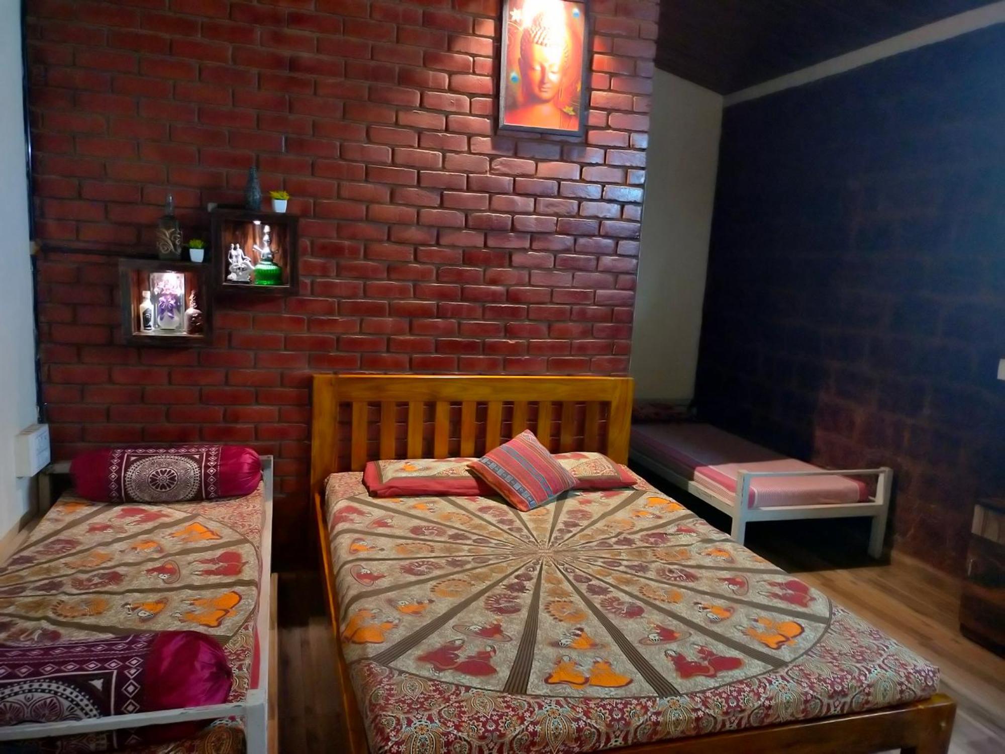Riverstone Riverfront Stay Gokarna  Buitenkant foto